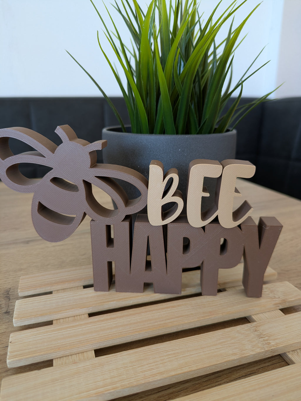 Deko-Schriftzug "Bee Happy" zum Hinstellen oder Aufhängen
