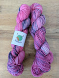 Soft Sock - "Himbeerrauch" handgefärbte Sockenwolle