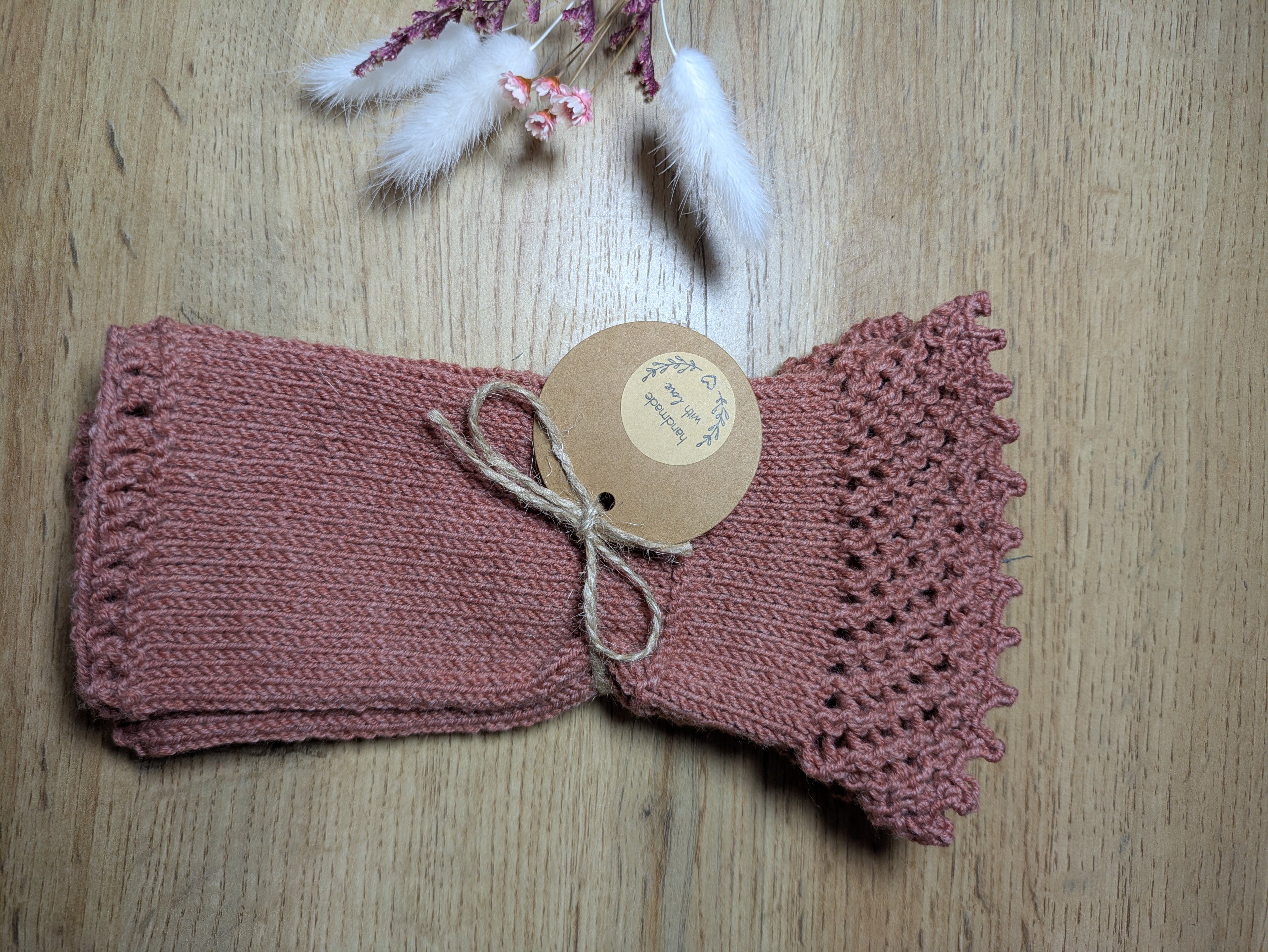 Handstukpe "Lace Comfort", handgestrickte Stulpe ohne Daumenloch / Pulswärmer