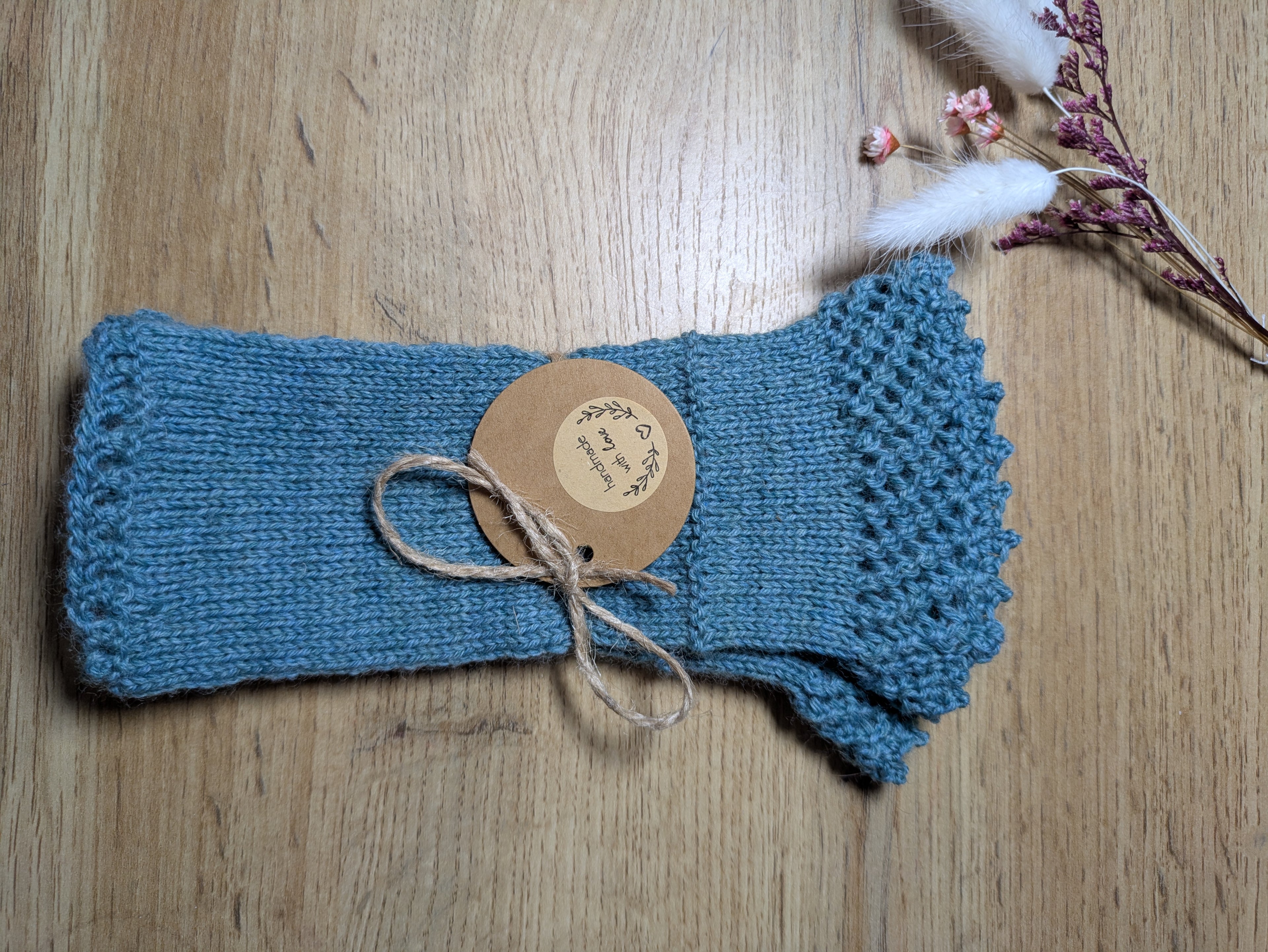 Handstukpe "Lace Comfort", handgestrickte Stulpe ohne Daumenloch / Pulswärmer