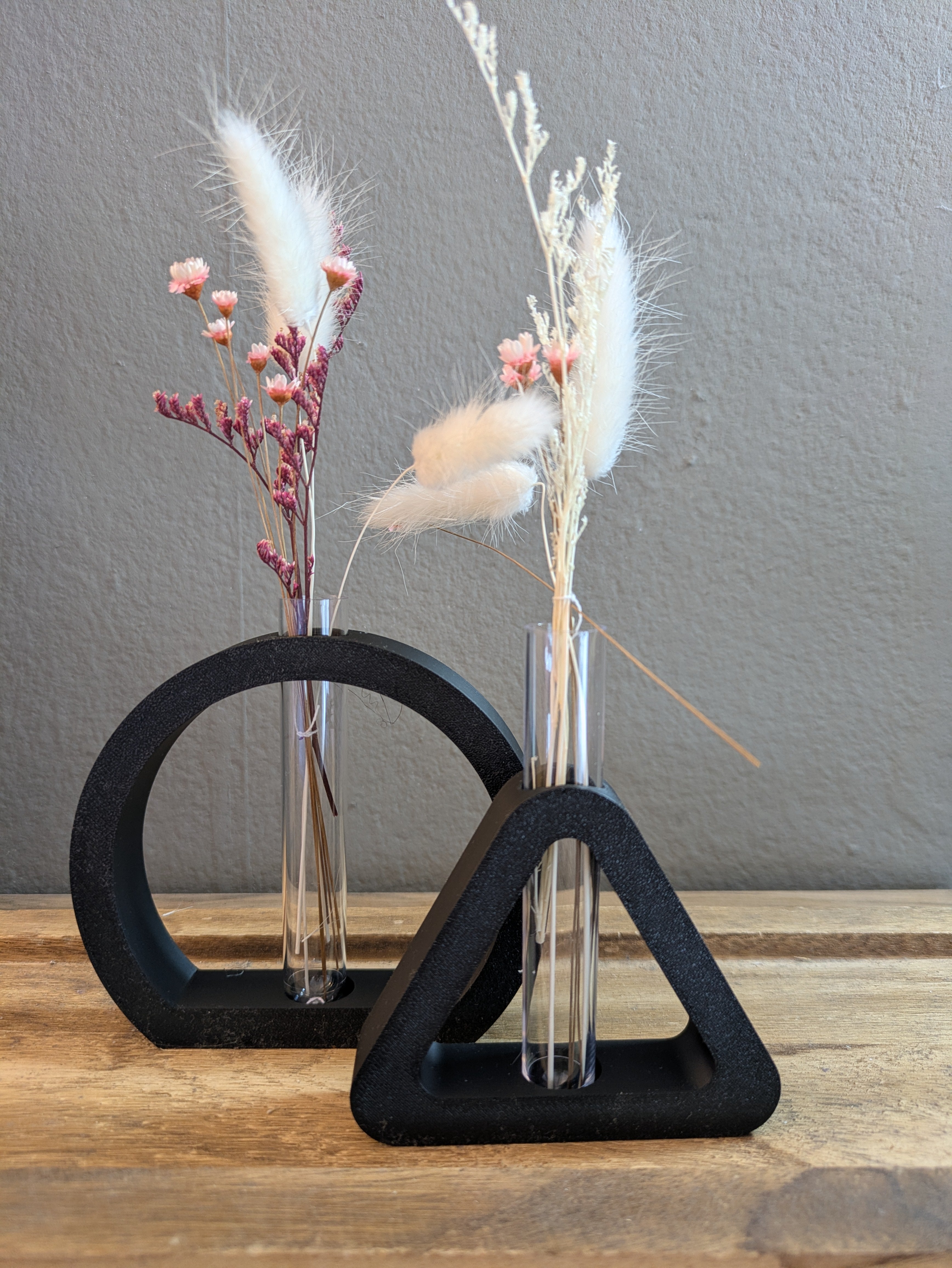 Minimalistische Trockenblumen-Vase, Rund