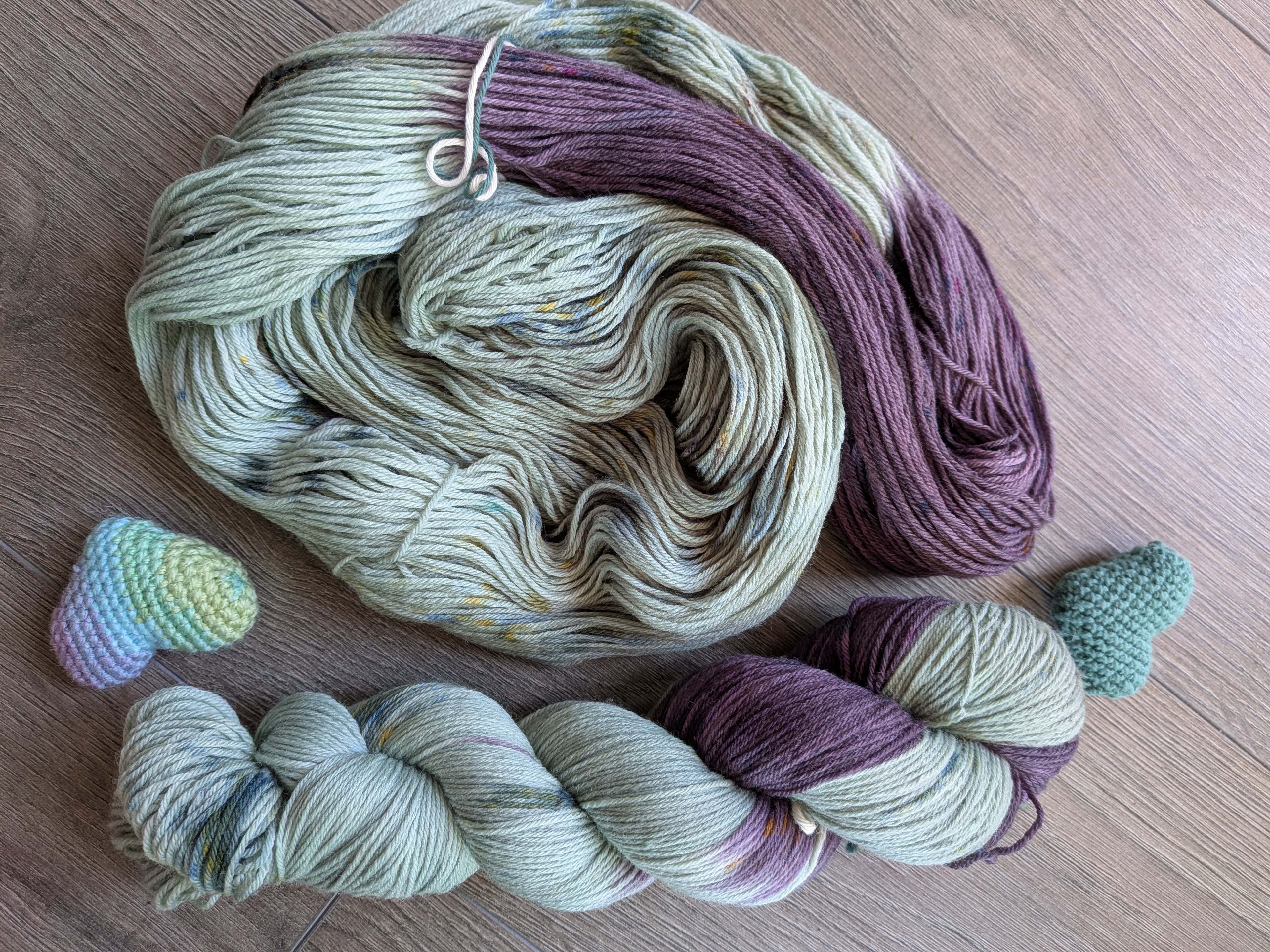 Soft Sock - "Pooling Forest" - handgefärbte Merinowolle